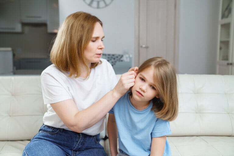 mother looking for good home remedies for ear infection